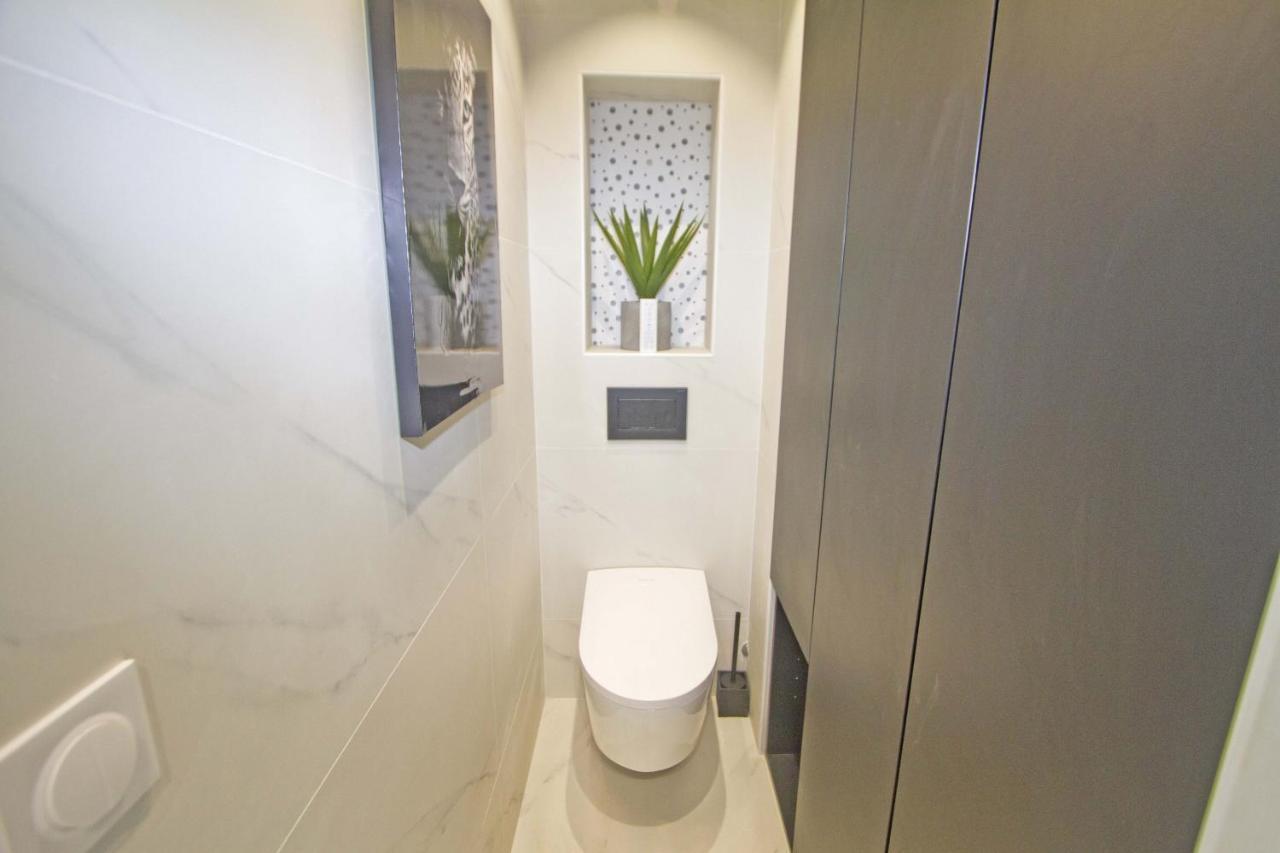 Luxury Garden Jacuzzi Promenade Appartement Nice Buitenkant foto